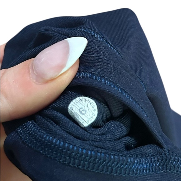 Lululemon Wunder Under High-Rise Tight Sz 6 Full-On Luxtreme 28" In True Navy - Picture 10 of 10